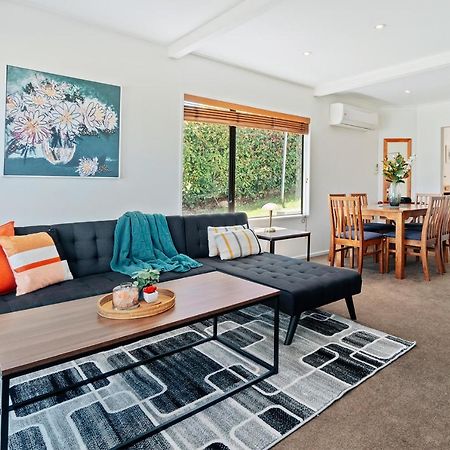 Town Centre Location With Stunning View - Unit 1 Apartment Queenstown Exterior photo
