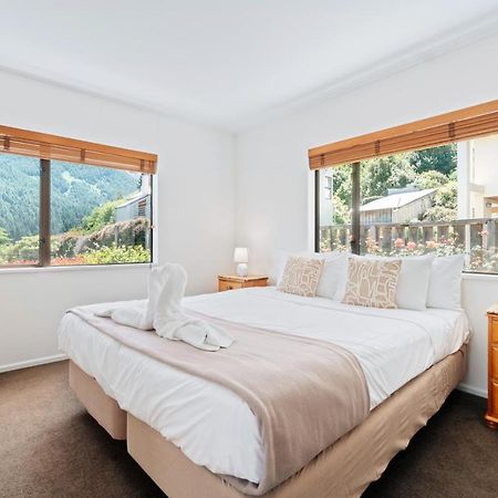 Town Centre Location With Stunning View - Unit 1 Apartment Queenstown Exterior photo