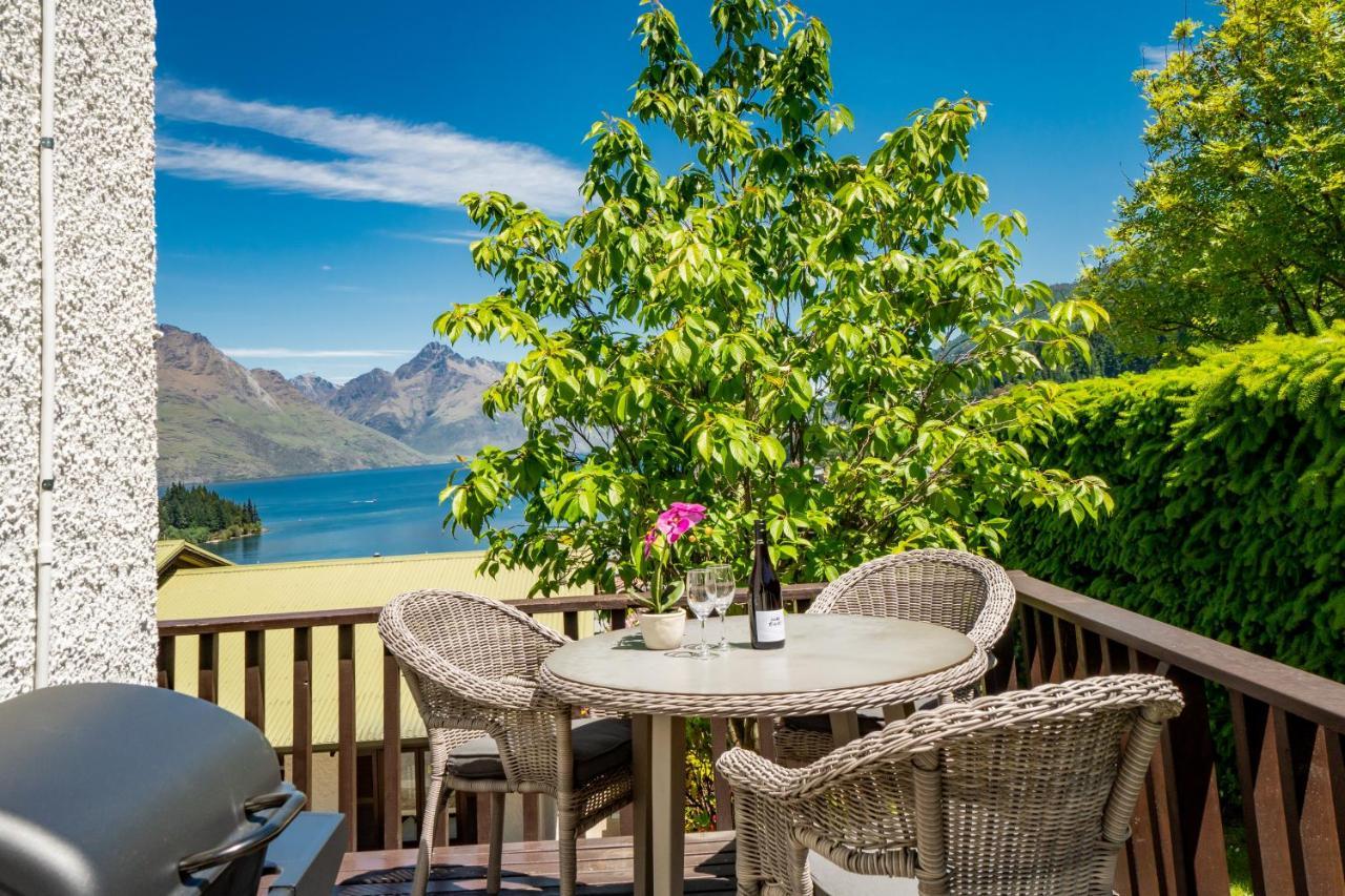 Town Centre Location With Stunning View - Unit 1 Apartment Queenstown Exterior photo