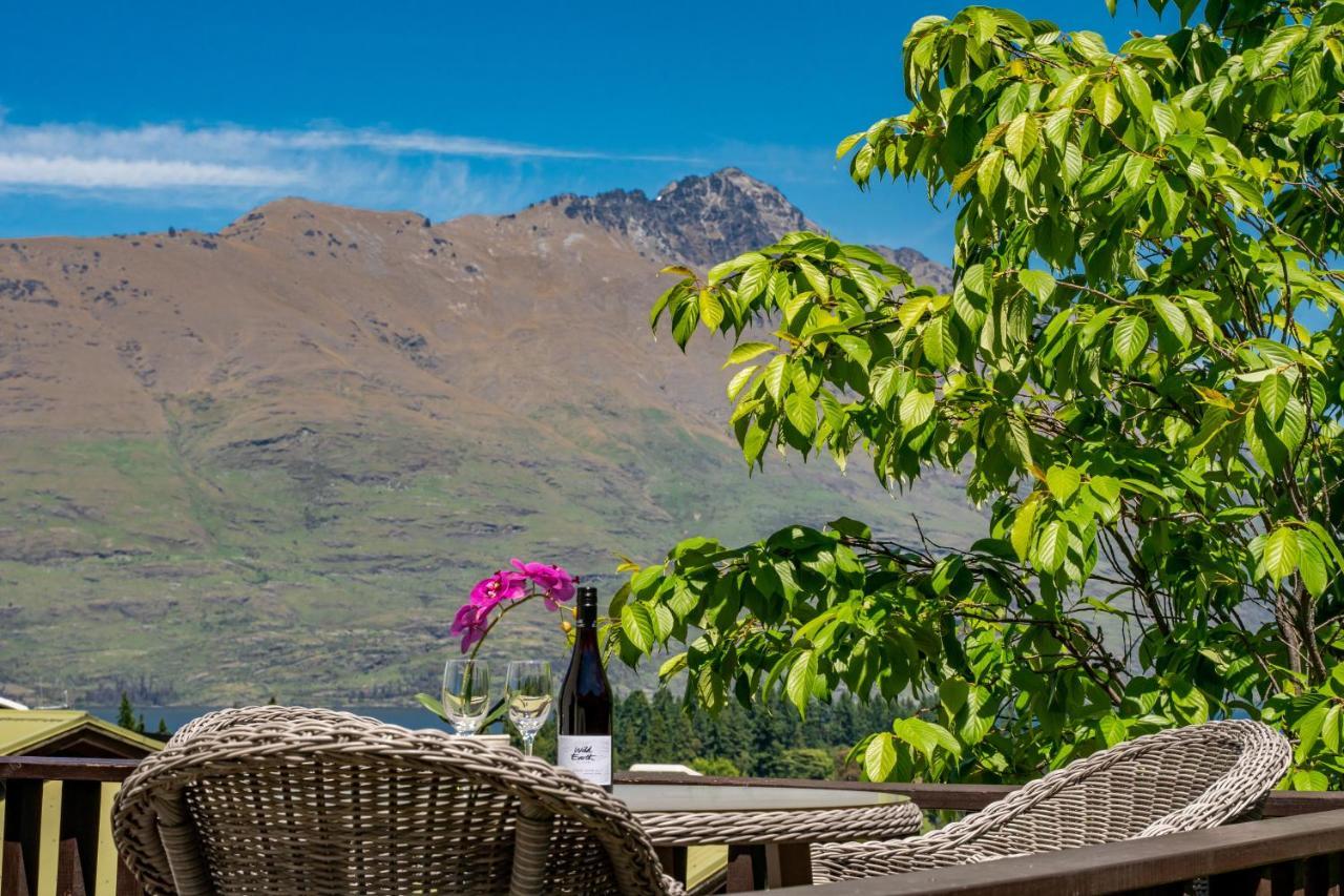 Town Centre Location With Stunning View - Unit 1 Apartment Queenstown Exterior photo